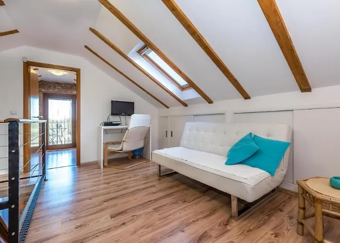 Villa Rural Wellness Validzici